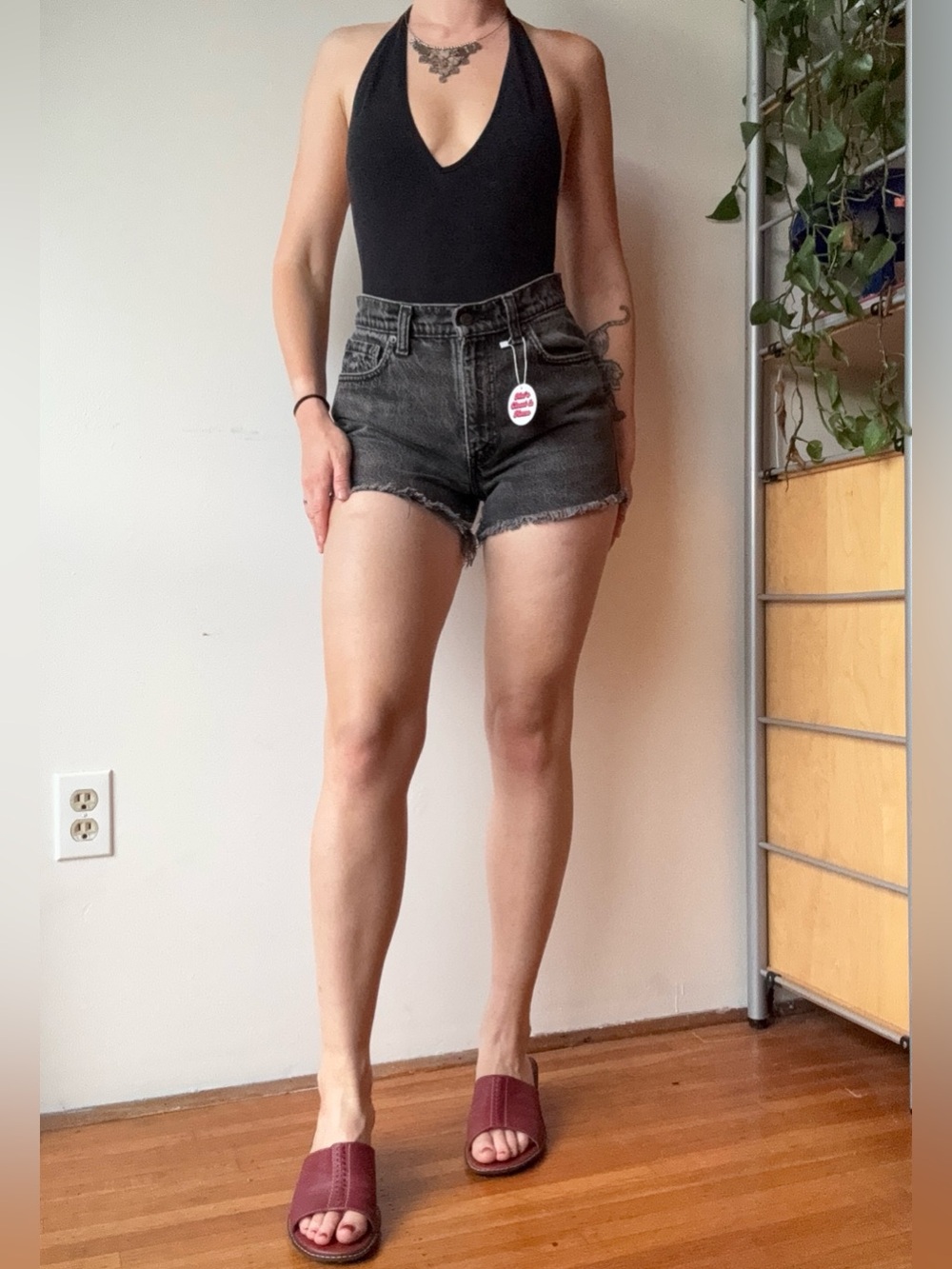 Vintage Levi’s 550 denim shorts - Faded black - made in Canada